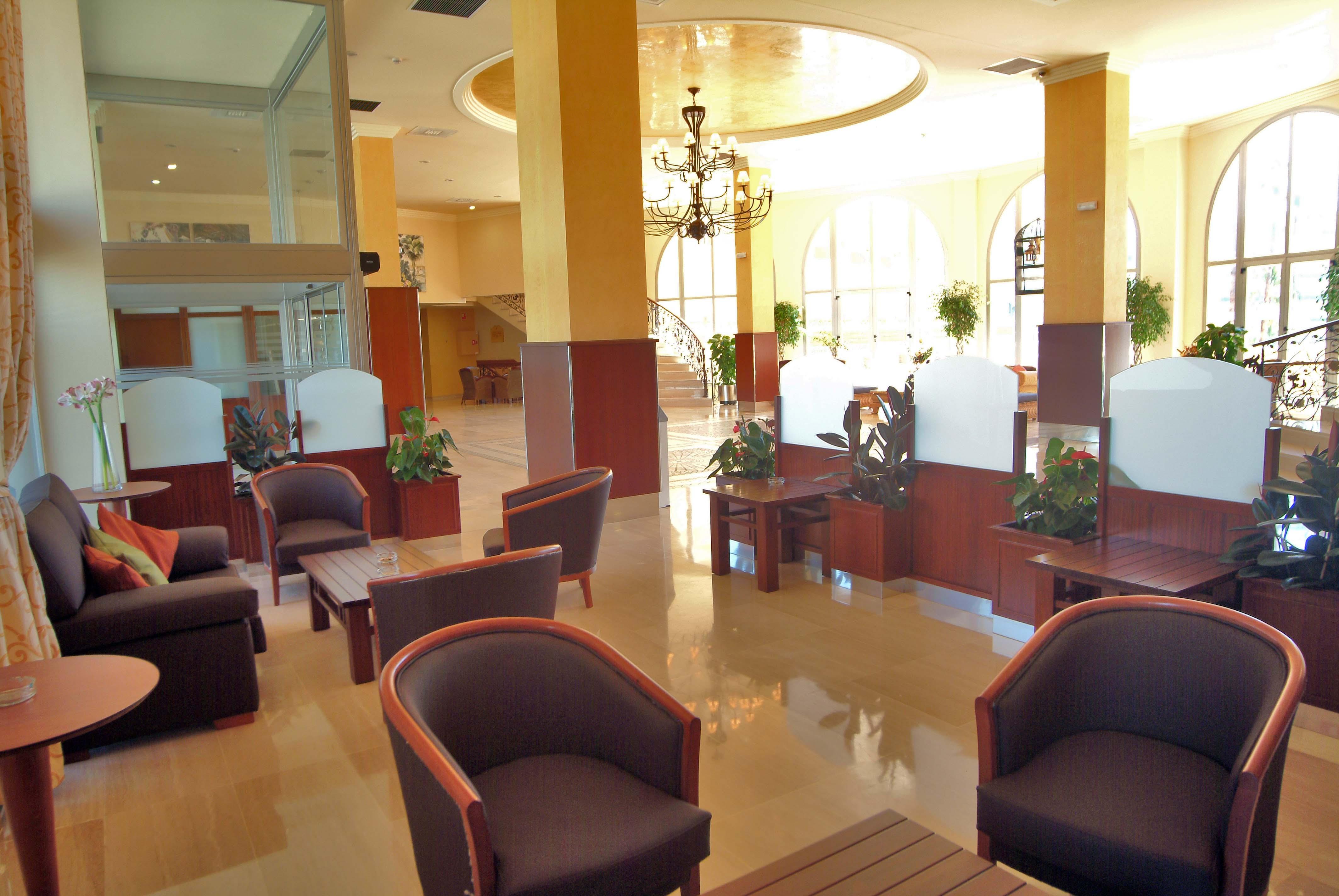 Ohtels La Hacienda Hotel La Pineda Exterior foto